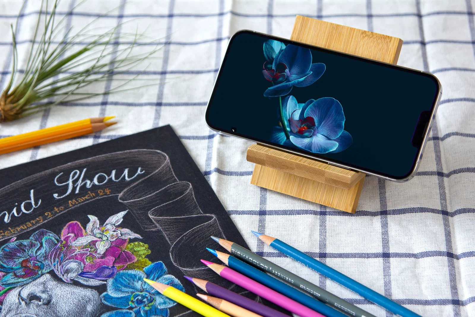 Promotional FSC bamboo phone stand, color option