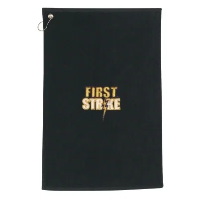 Cotton golf towel fitted with a metal grommet and swivel hook