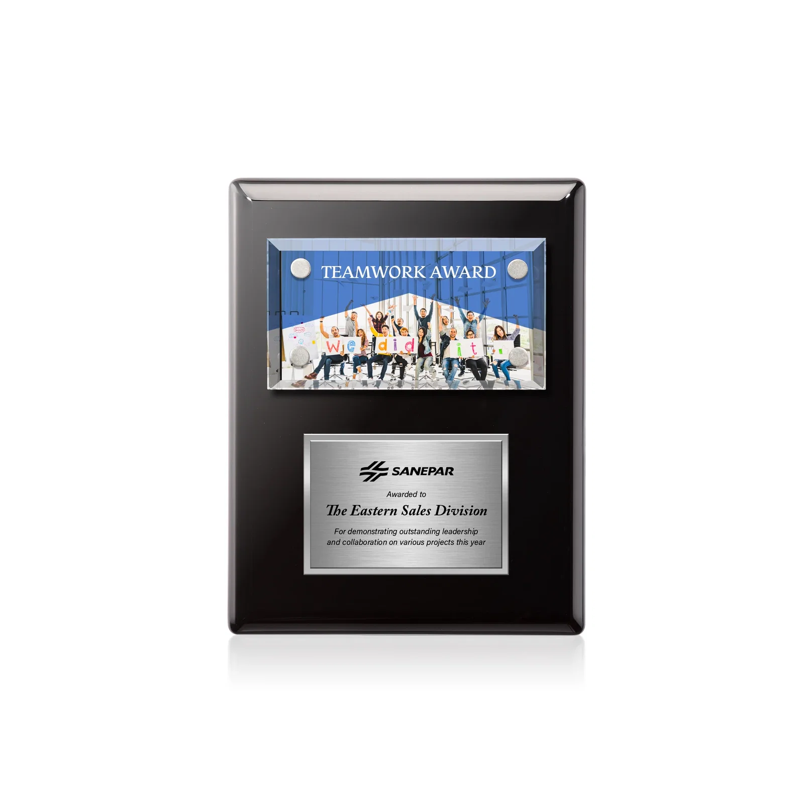 Promotional Beveled Starfire Crystal Plaque Offset From Carbon Fiber for corporate award ceremonies