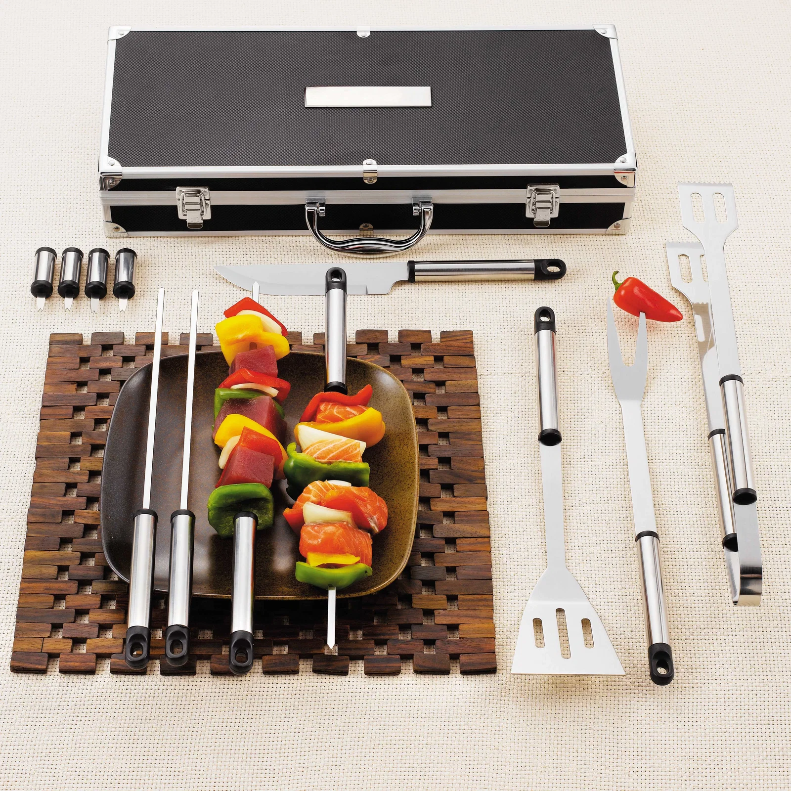 Custom Grill Master BBQ Set (13 Piece) — view 11