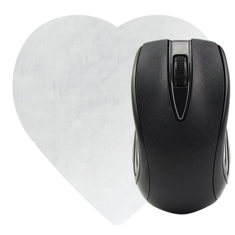 Desk setup with the heart pad under a mouse