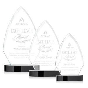 Starfire Crystal Arrowhead Award with Top-Meeting Side Bevels