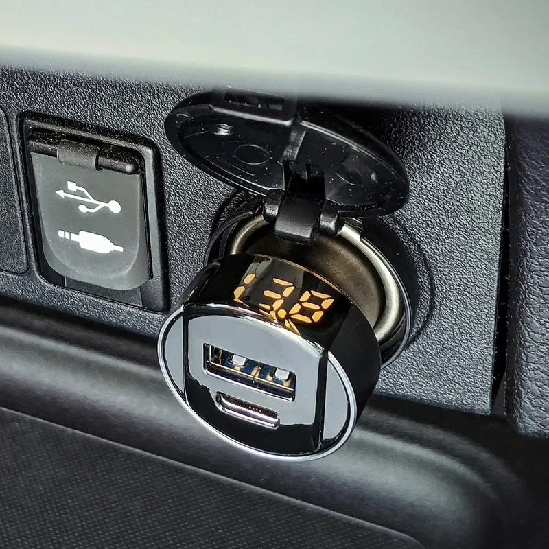 Personalized 18W PD Car Charger - ihub™ PowerDrive — view 2