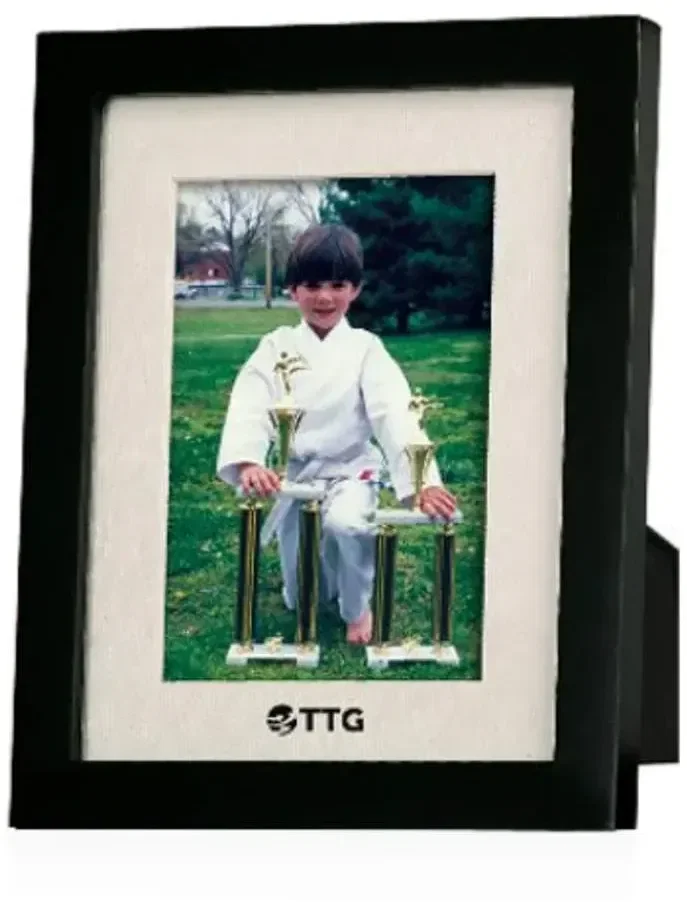 Jamestown Picture Frame
