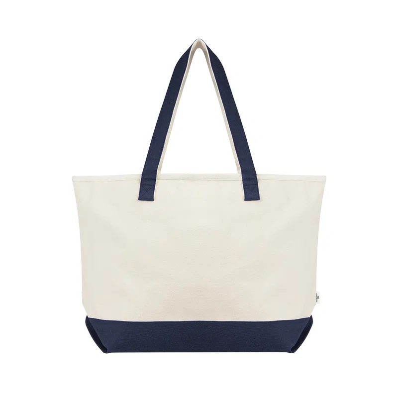 Interior seen from above with the top spread open