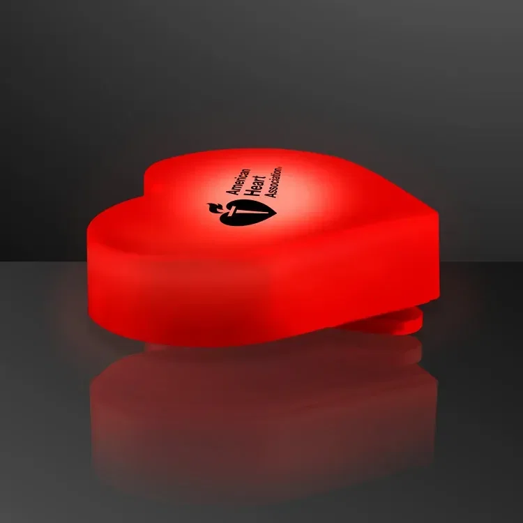 LED Blinking Red Heart Clip — view 3