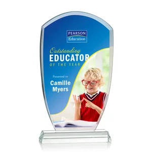 Starfire Crystal Arch Award With Curved Sides and Pointed Corners