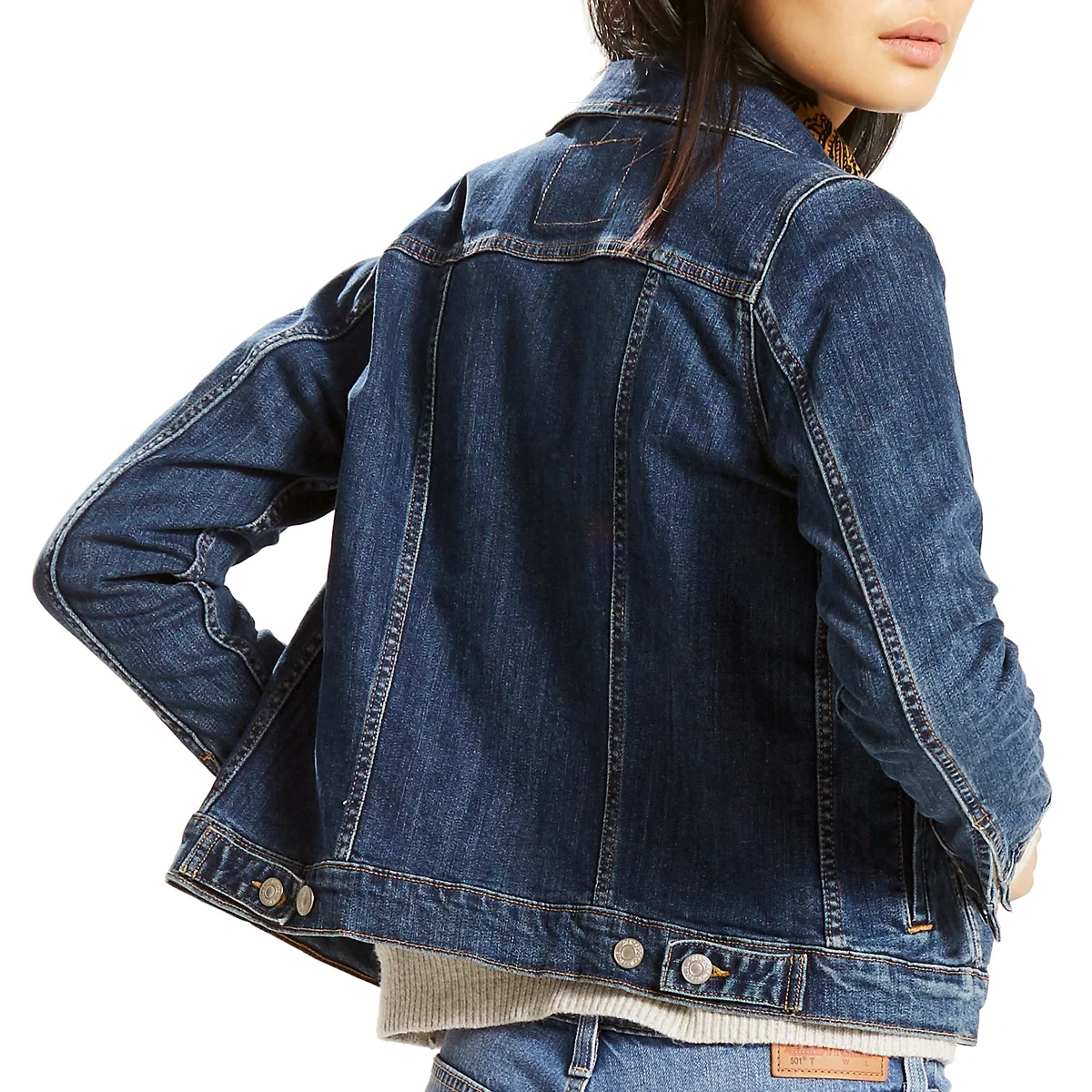 Women's cut displayed on a hanger
