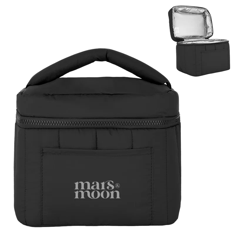 Held by hand as a small chilled lunch carrier