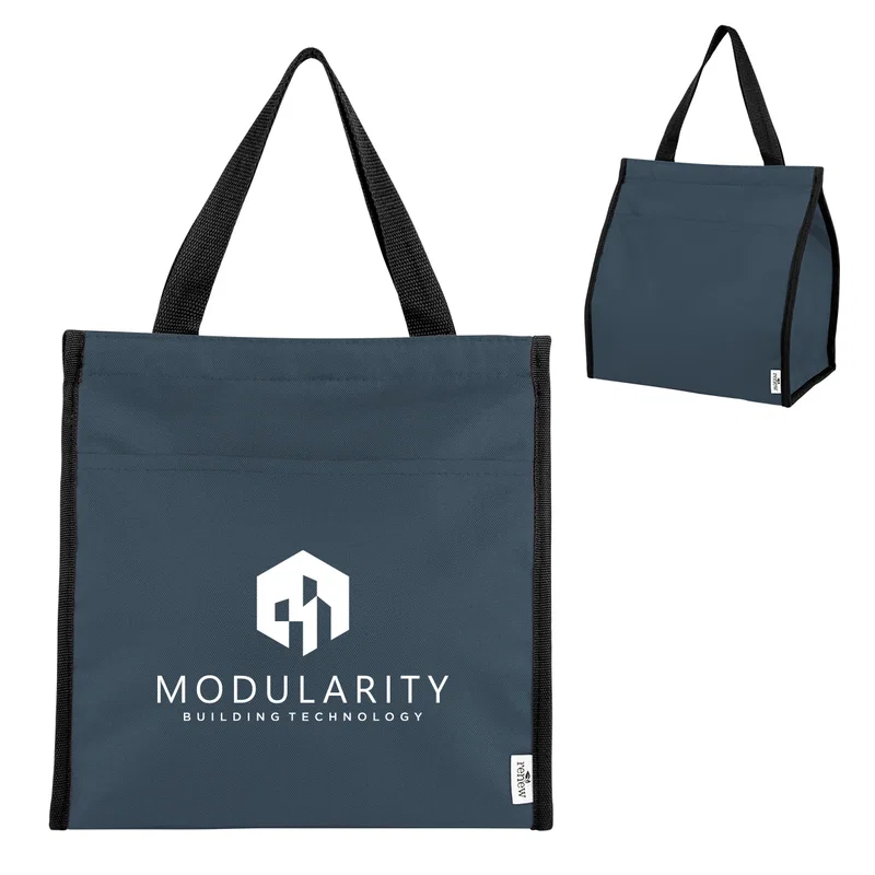 Shoulder strap clipped along the side for easy carrying