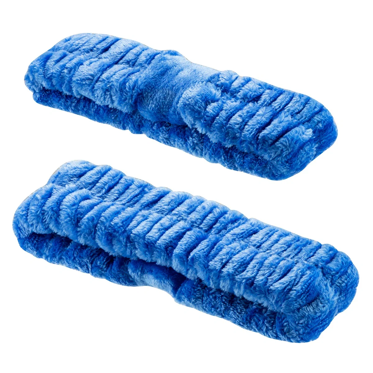 Close-up of the cooling eye pads from the Manor Face & Eyes Spa Kit