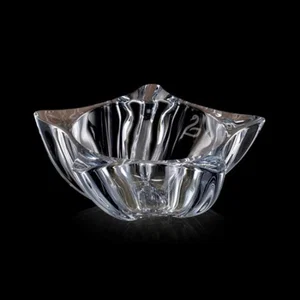 Thick Star-Shaped Lead Free Crystalline Bowl