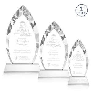 Optical Crystal Arrowhead Award with Base-Line Etch on Tapered Base
