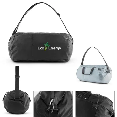 Traveler carrying the twenty five inch gym bag