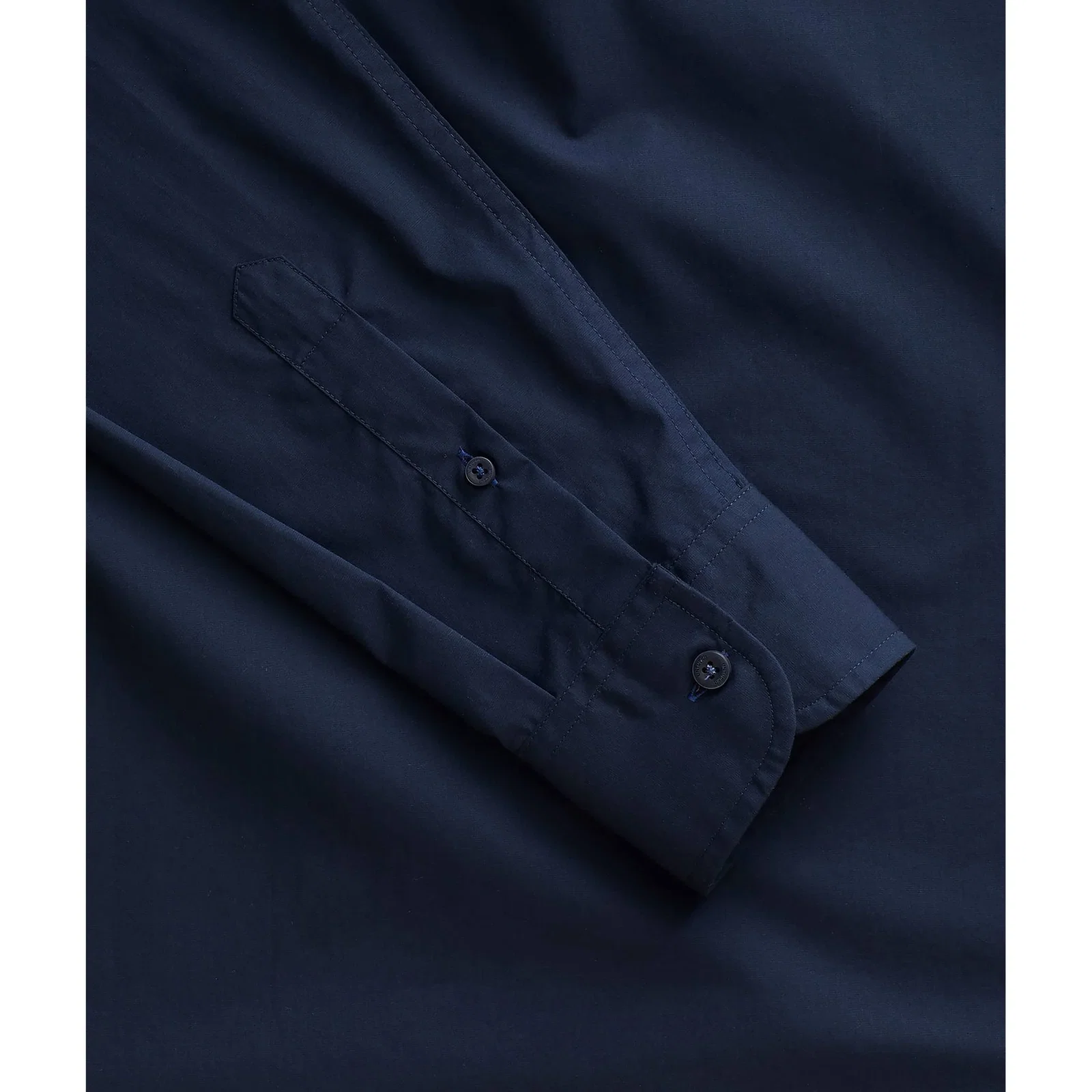 Custom UNTUCKit Castello Wrinkle-Free Long Sleeve Button Up Men's Shirt — view 8