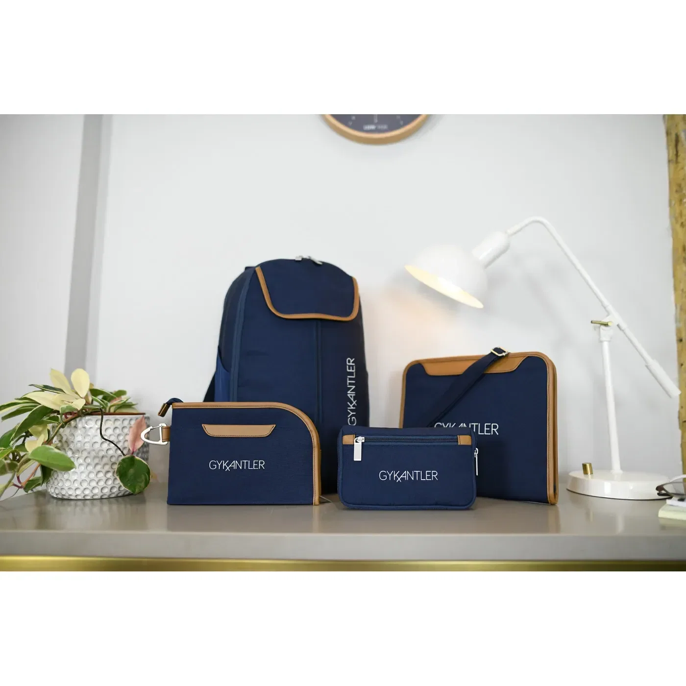 Mobile Office Hybrid Toiletry Bag — view 3