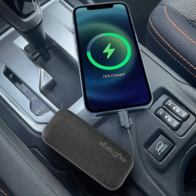 myCharge PowerHub Mini 3000mAh Portable Charger — view 10