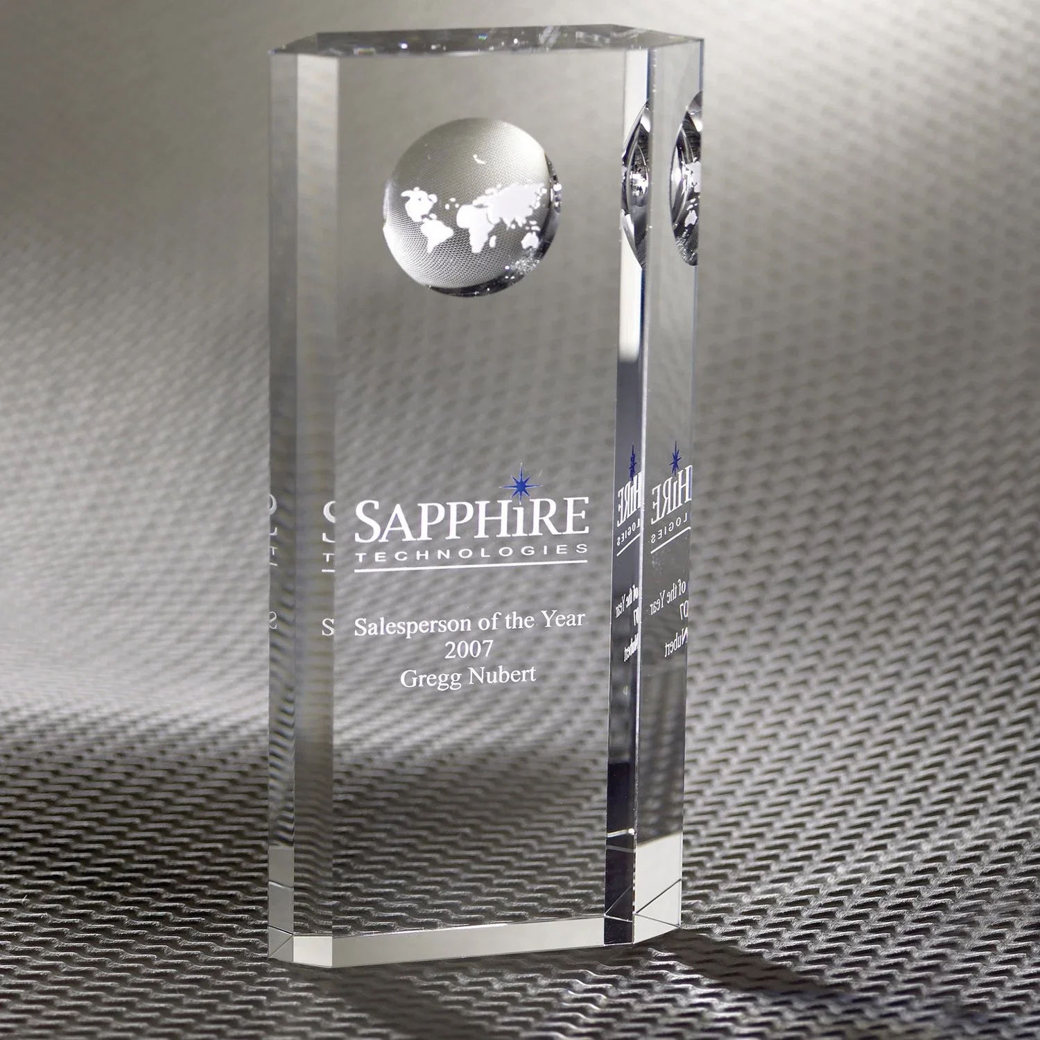 Nazione Pillar Globe Optically Perfect Award — Clear — view 2