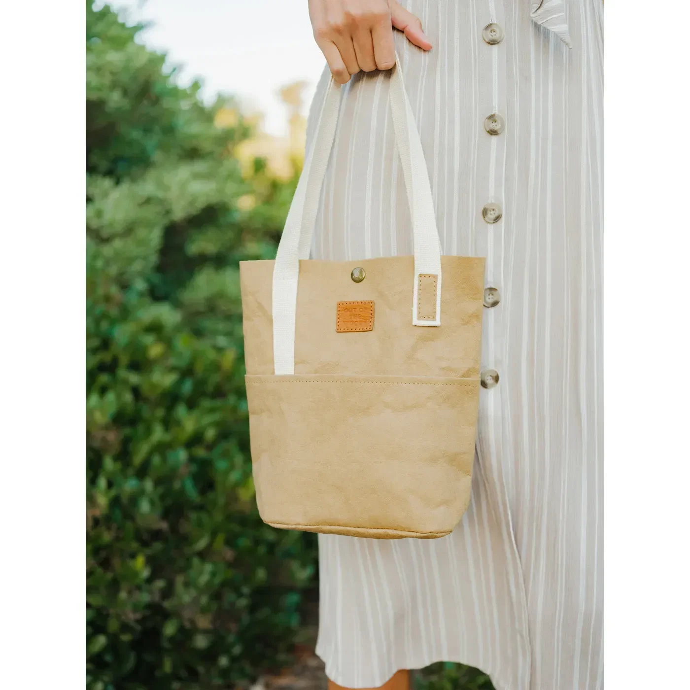 Out of The Woods® Rabbit Tote — view 11