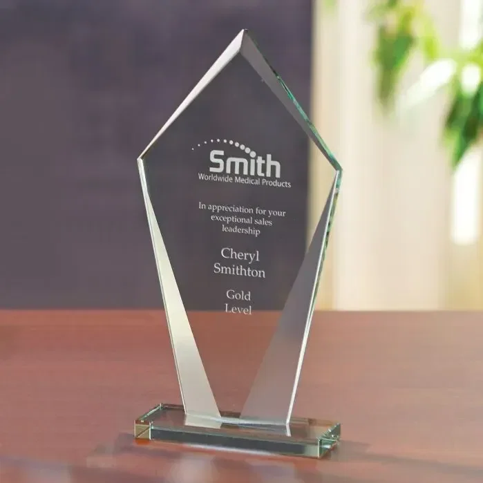 Logo Pierce Award - Large