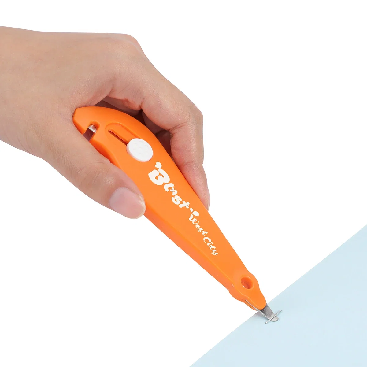 Porter 3-in-1 Box & Rope Cutter with Staple Remover in use