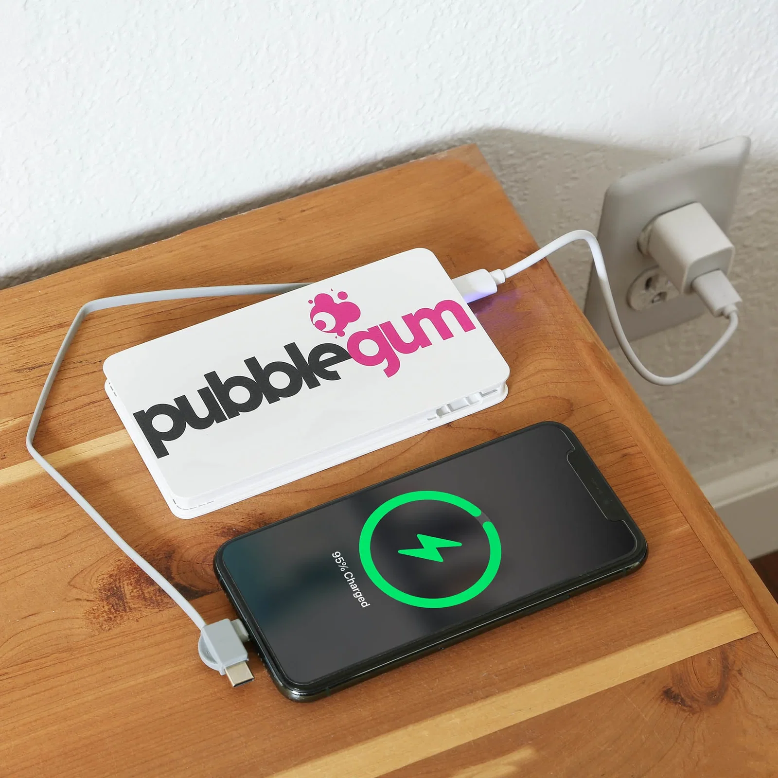 Power Play 5K Wireless Charging Power Bank — view 4