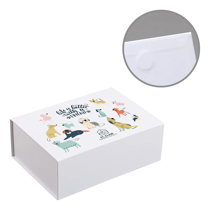 Side profile of the small Premium Magnetic Closure Gift Box highlighting the magnetic clasp