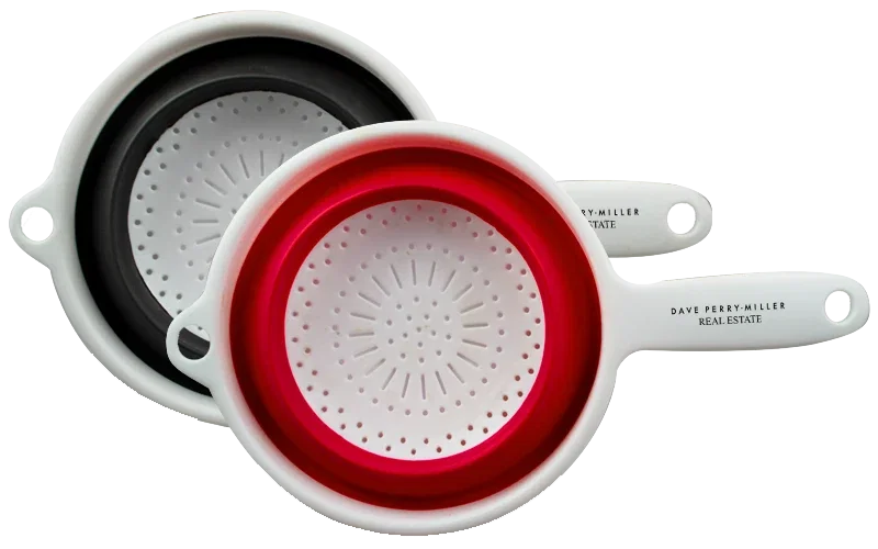 Quick Work Collapsible Silicone Strainer. Collapsible silicone strainer for draining pasta and kitchen storage