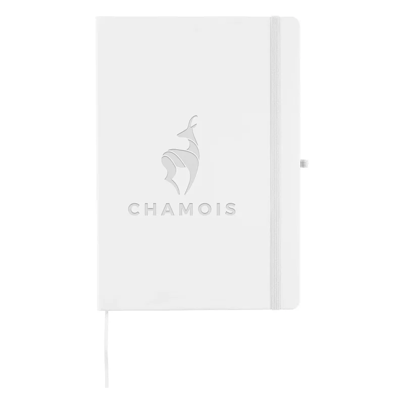 Clean edges and squared corners along the closed notebook