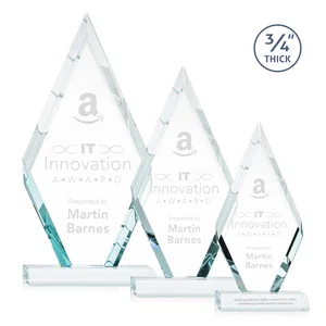 Starfire Crystal Diamond Award on a Front-Mitered Base