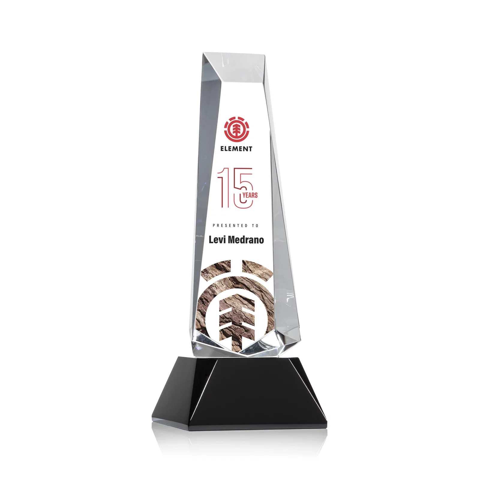 Promotional Optical Crystal Obelisk Award With a Continuous Faceted Cut for corporate award ceremonies