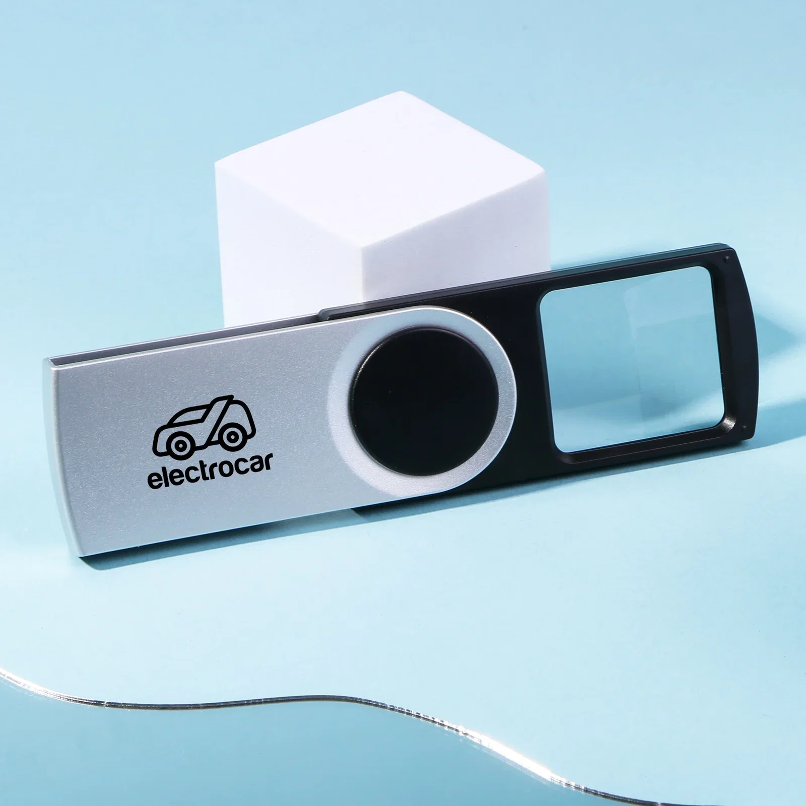 Scholar Pocket Magnifier — view 2