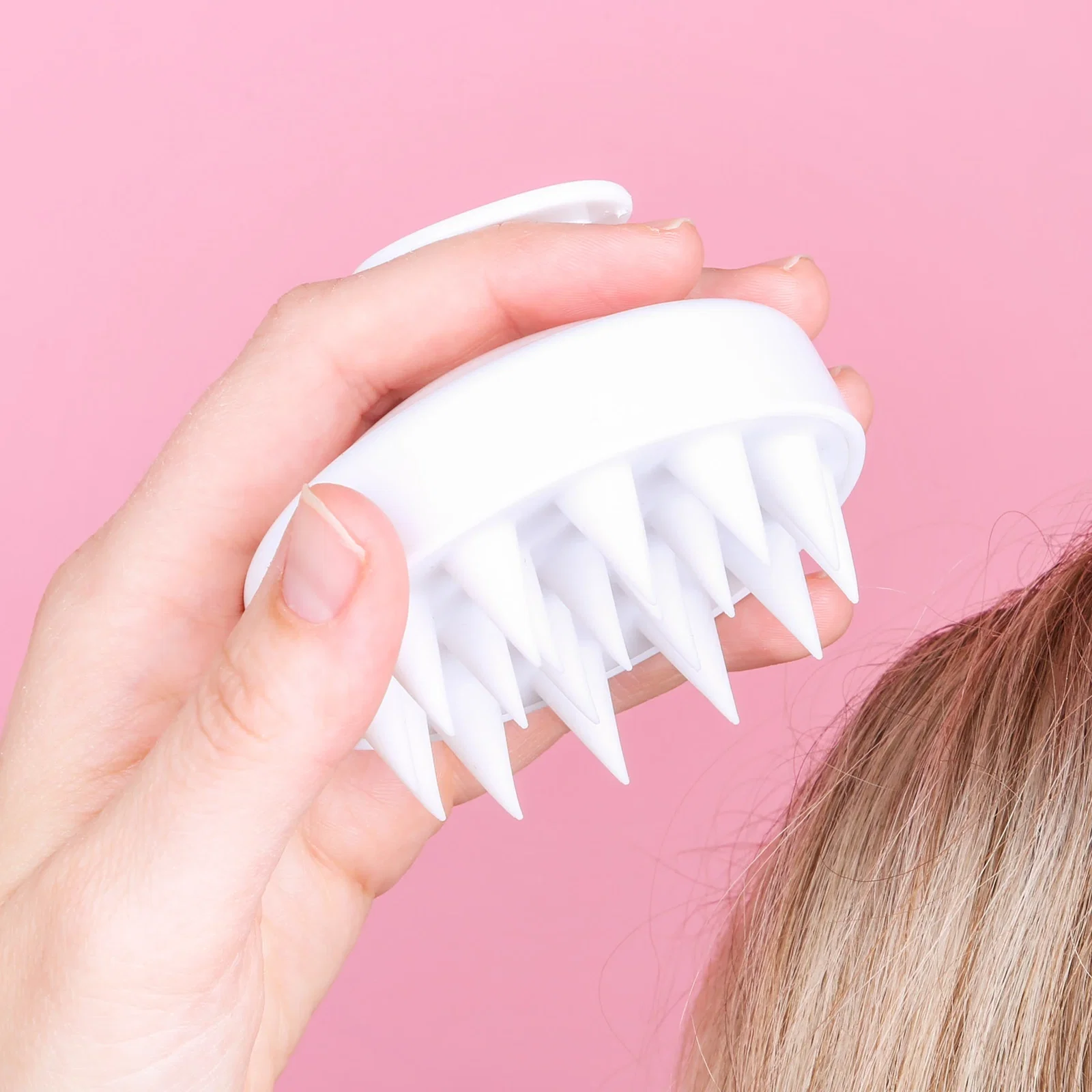 Serenity Scalp Massager in use