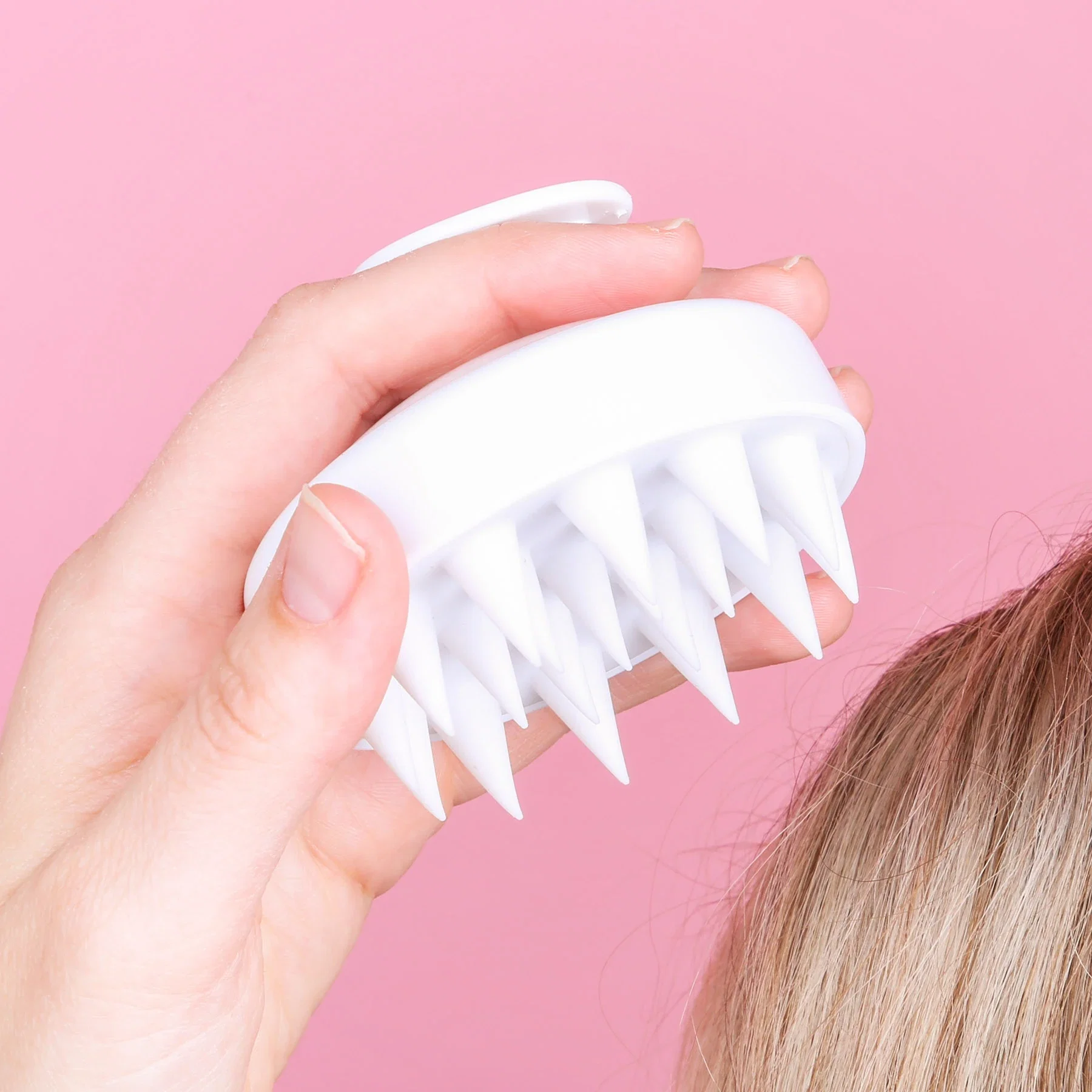 Serenity Scalp Massager in use
