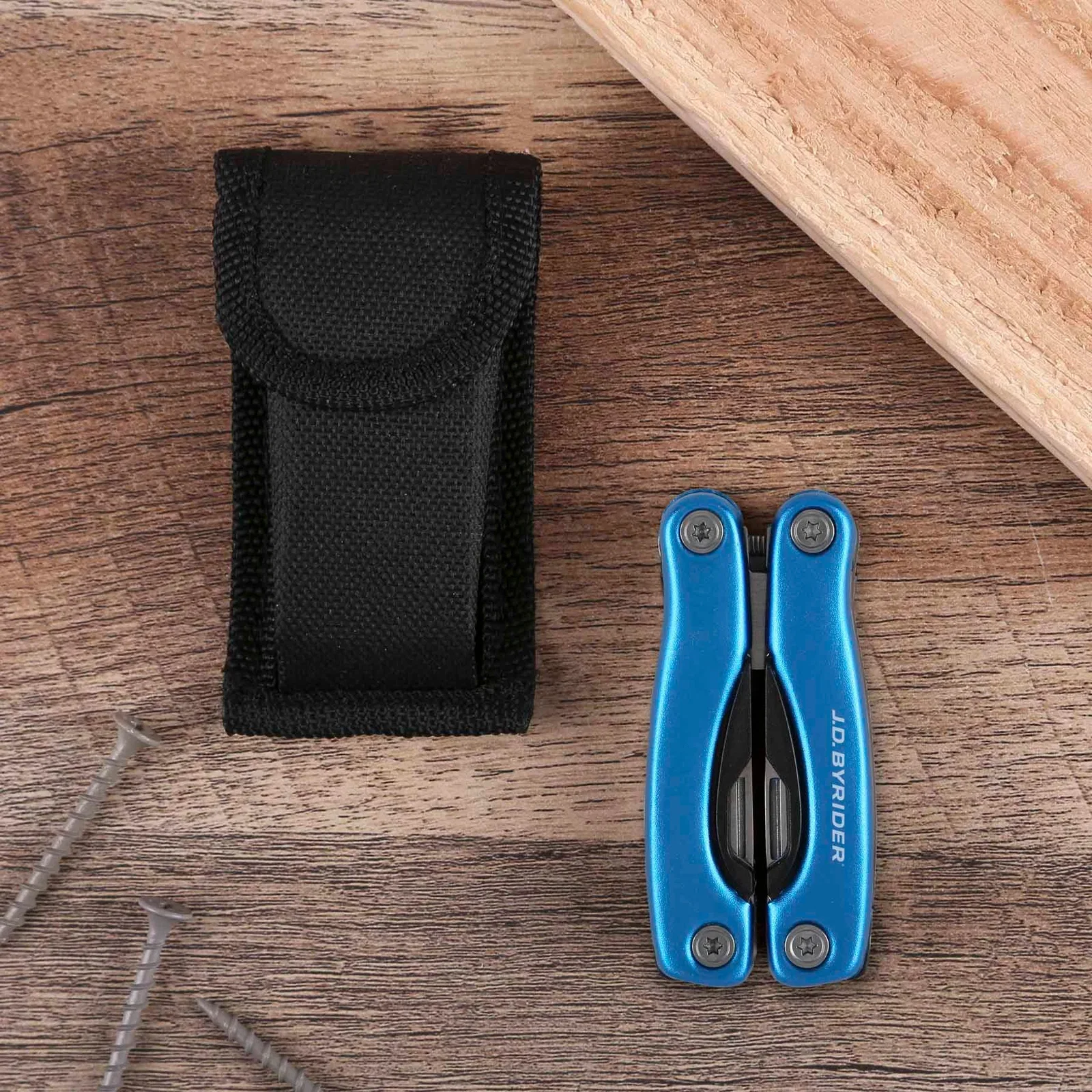 Small Fix-it Multi-Tool w/ case — view 3