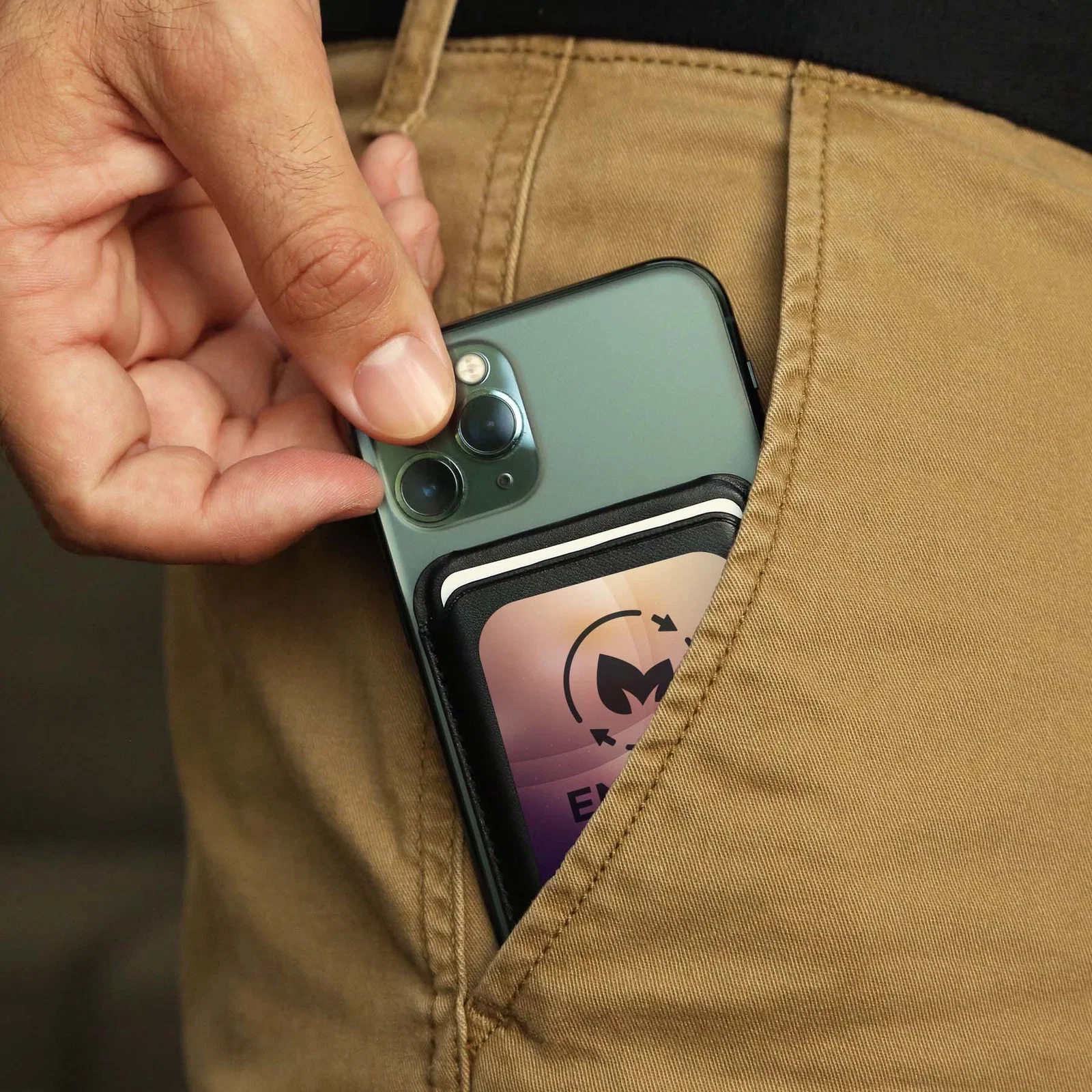 Snap2 Magsafe Wallet — view 2