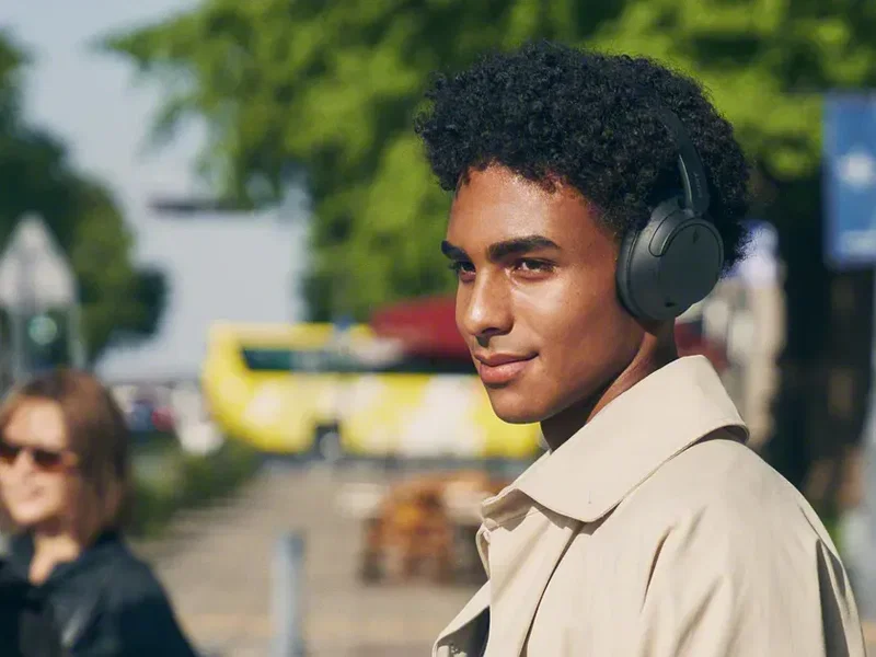 Personalized Wireless Noise Canceling Headphones — view 6