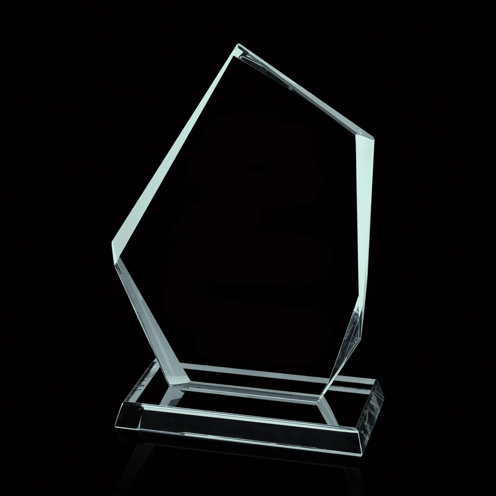 Sovereign Award — view 6