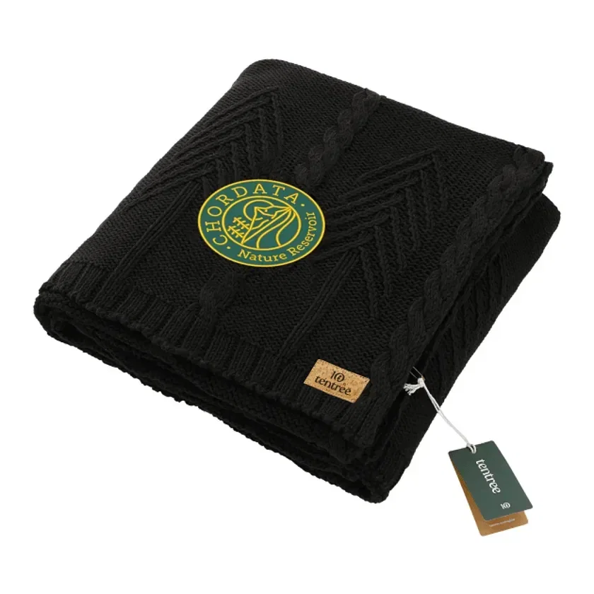 tentree Organic Cotton Cable Blanket — view 3