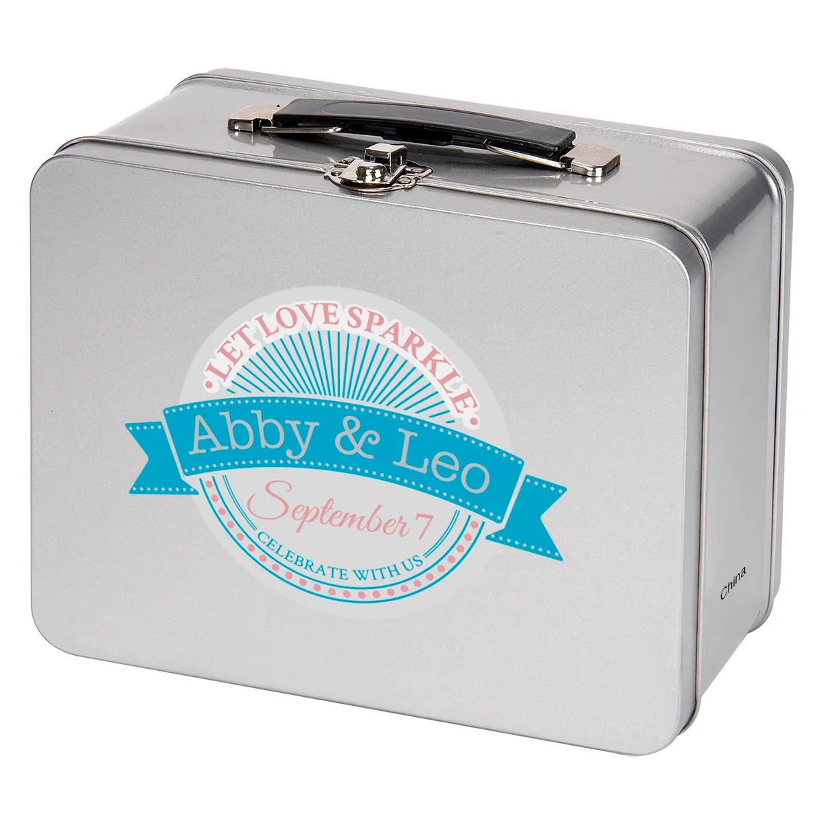 Retro style tin lunch box with a top handle