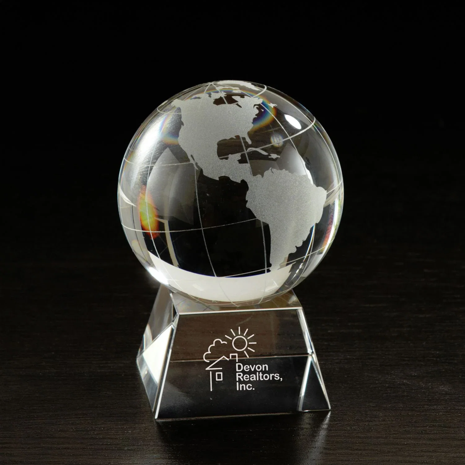 Transverse Globe Optically Perfect Globe Award — Clear — view 2